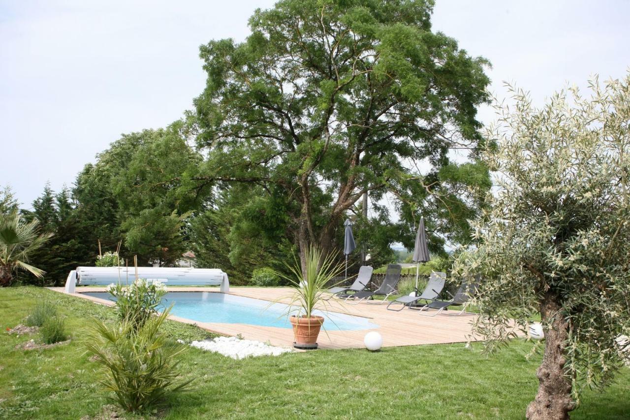 Bed and Breakfast Au Coeur des Vignes à Archiac Extérieur photo